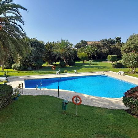 Apartment With Pool Near The Beach Marbella Exterior photo